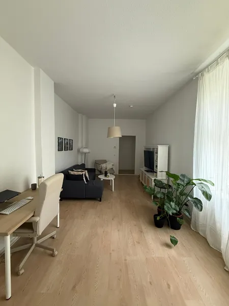 Zuhause mit 2 Zimmern und Balkon in Berlin Reinickendorf — photo 1